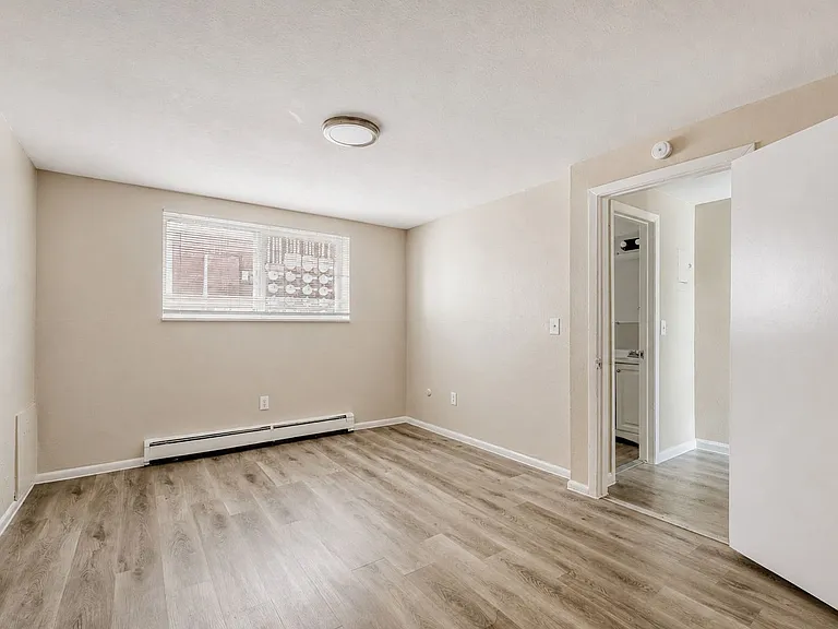 1422 Macon St — Photo 10