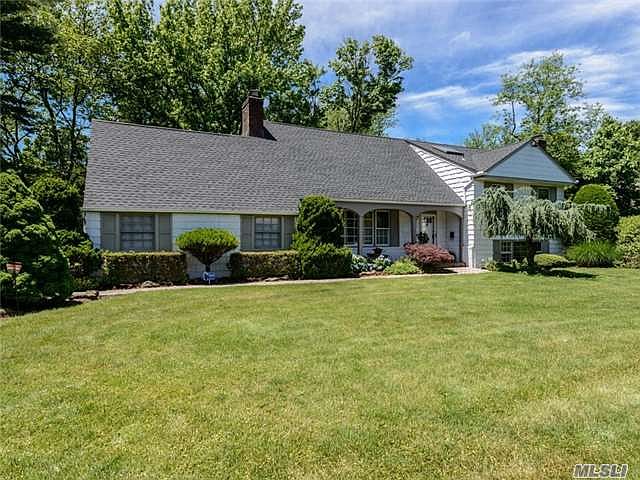 1st image of 64 Woodhill Ln