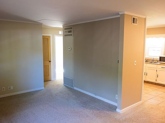 4th image of 311 S 45th St
