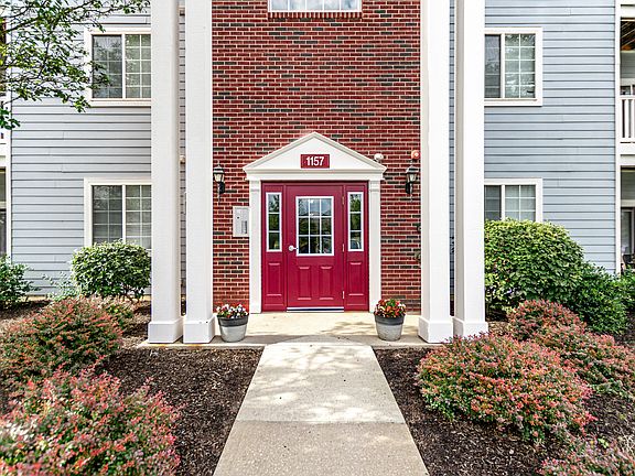 2nd image of 1157 Fairman Way Unit 109