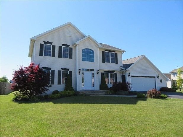 1st image of 7 W Ham Cir