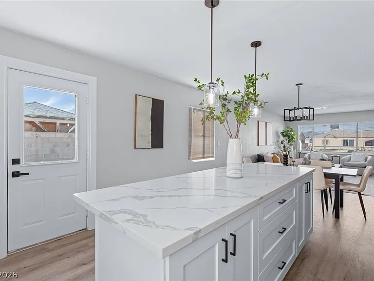 139 Fir St — Photo 12