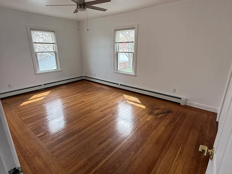 12 Foch Ave — Photo 32
