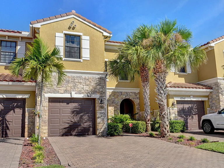 10342 Wellington Parc Dr — Photo 33