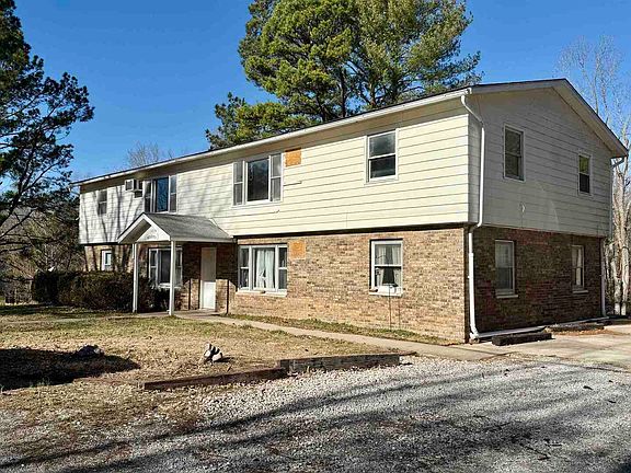 2nd image of 1457 W Lake Rd