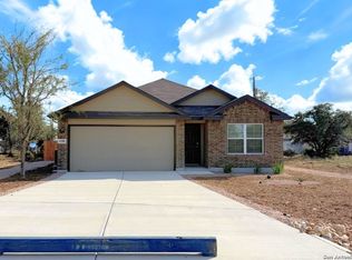 138 Lilli's Lane, Comfort, TX 78013