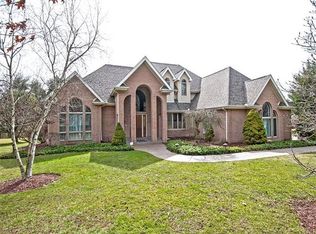 4091 Round Top Rd, Export, PA 15632