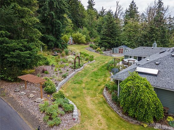 3rd image of 11814 66th Ln SE