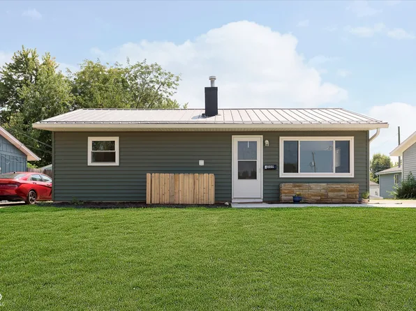 509 N Crescent Dr, Frankfort, IN 46041