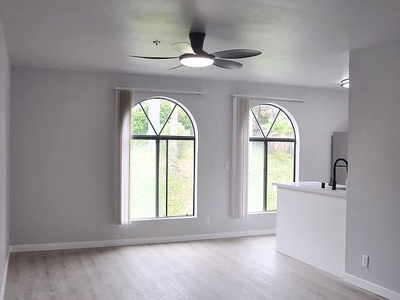 5th image of 960 Vine St #Ddb2ac125