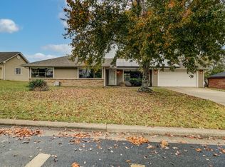 199 Lancashire Dr, Branson, MO 65616