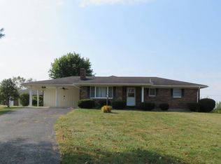 7002 Mount Gilead Rd, Maysville, KY 41056
