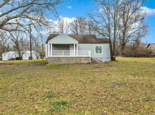 588 S Main St S, Graysville, AL 35073