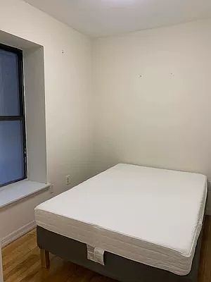 5th image of 8 Manhattan Ave #Bb