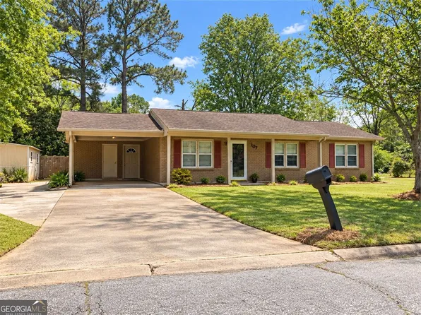 107 Princeton Rd, Warner Robins, GA 31093