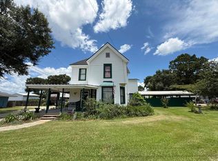 302 N Louise St, Jennings, LA 70546