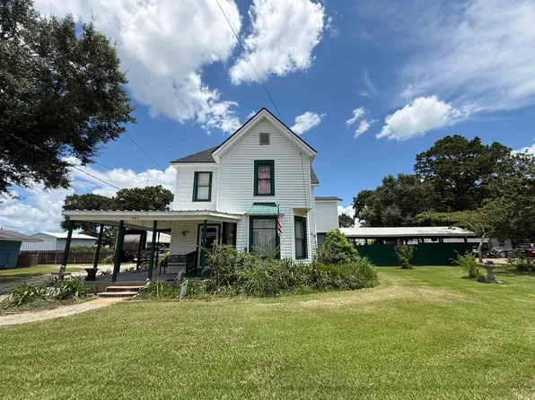 302 N Louise St, Jennings, LA 70546
