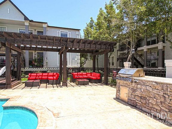 5th image of 1907 Lakeside Dr #2807
