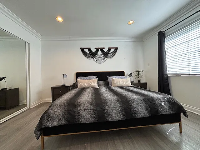 4880 Bruges Ave — Photo 22