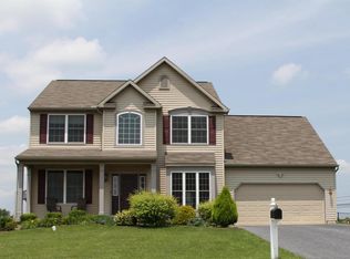 142 Valley View Pl, Lebanon, PA 17042