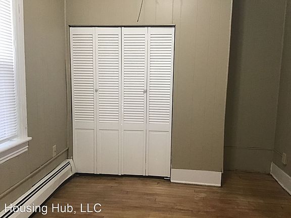 5th image of 416 Hope St #1