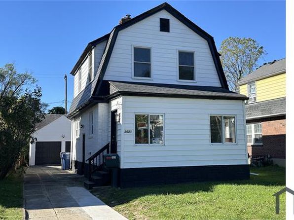2021 Joliet St