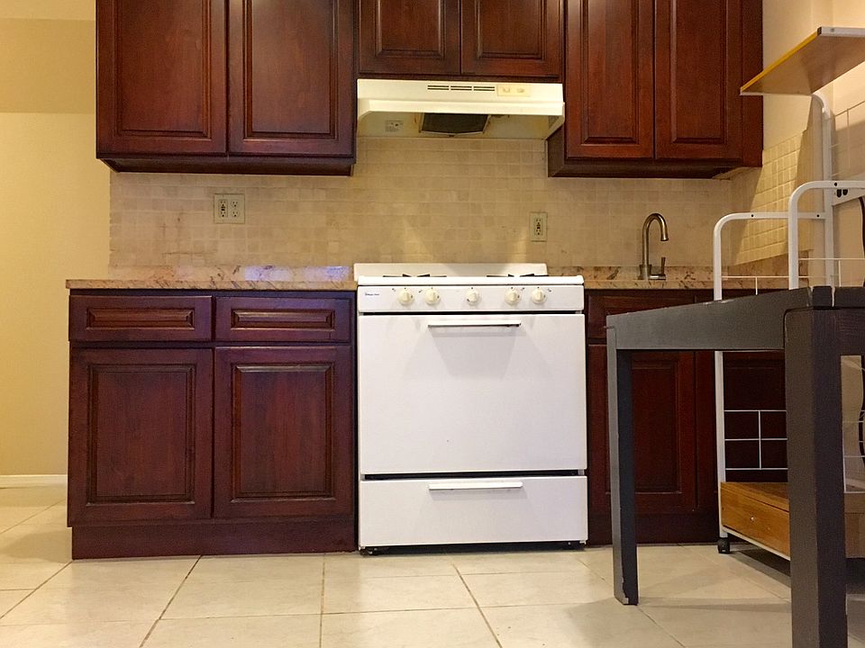 1st image of 7235 Royce Pl #1