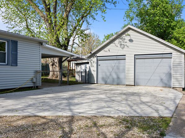 202 SW School St, Ankeny, IA 50023