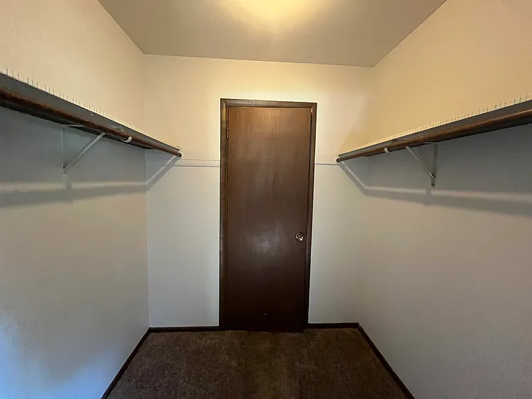 207 Williamsburg Dr #5 — Photo 9