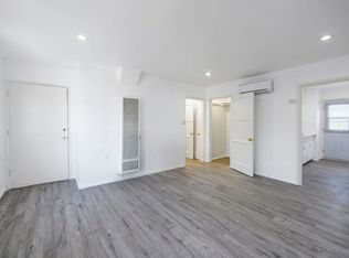12415 Cedar Ave APT E, Hawthorne, CA 90250