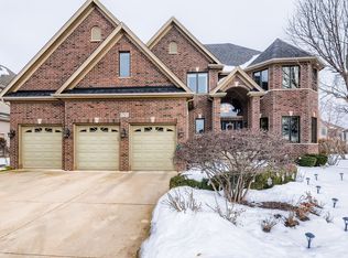 11513 Century Cir, Plainfield, IL 60585