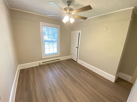 5th image of 614 S Zion St