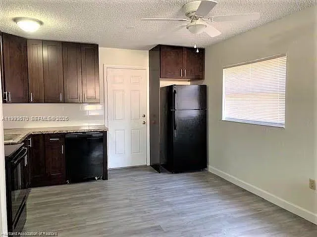 425 Las Palmas Cir #612 — Photo 4