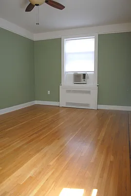 Sold by Landmarc Group | media 42