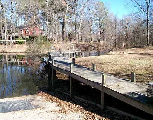2nd image of 8851 Lake End Rd