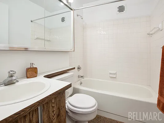 Sold by Bellmarc Realty | media 4