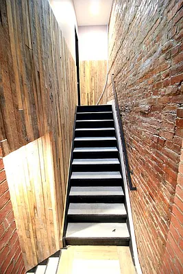 Rented by Elite NY Holdings | media 31