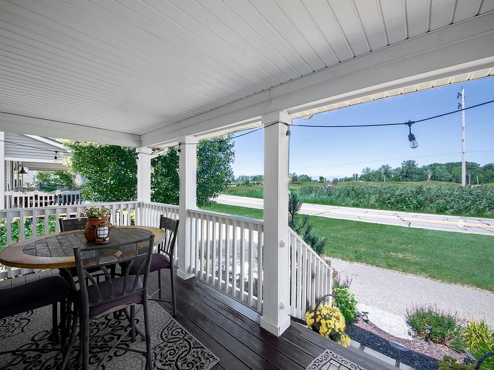 635 Beachwood Path, Benton Harbor, MI 49022 Zillow