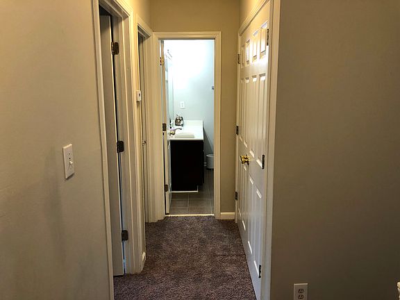 5th image of 44 Barrington Pl