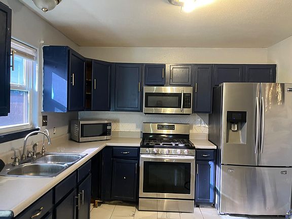 4th image of 1440 Pioneer Dr