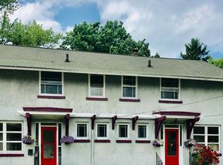 1320 Farrell Ter #1322, Farrell, PA 16121