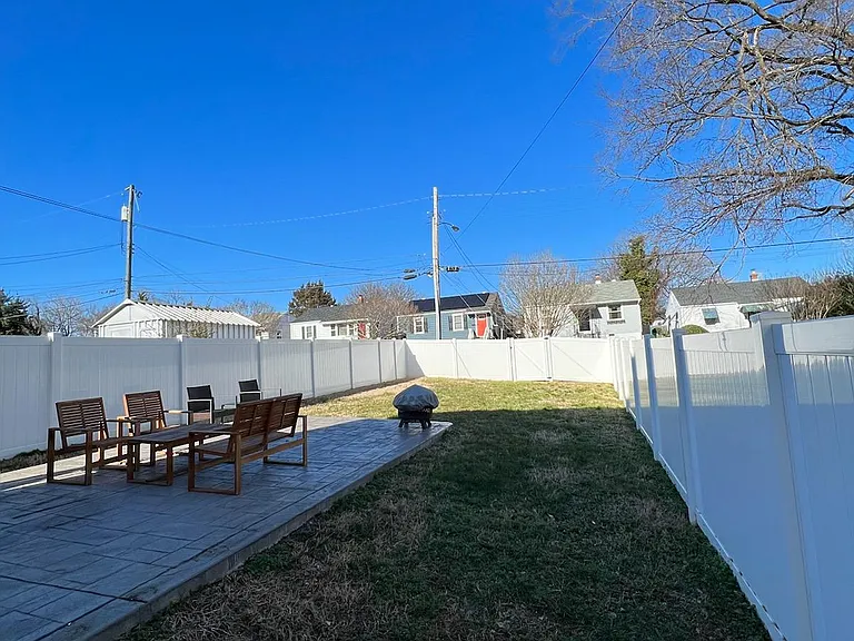 1804 Powhatan St — Photo 7