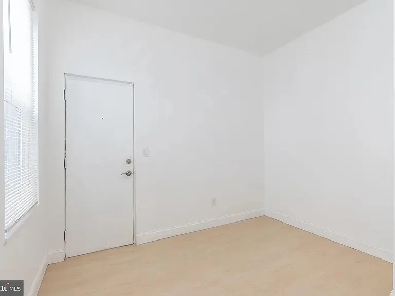 703 N 43rd St #1 — Photo 12