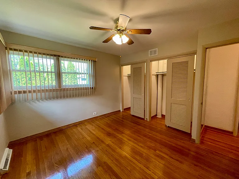 7150 N Crawford Ave — Photo 13