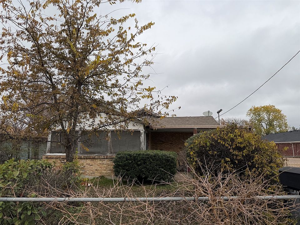 1st image of 3331 Canada Dr