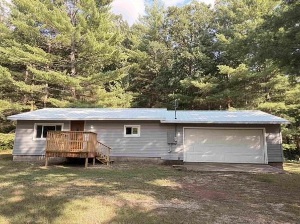 619 Beverly Dr, Harrison, MI 48625
