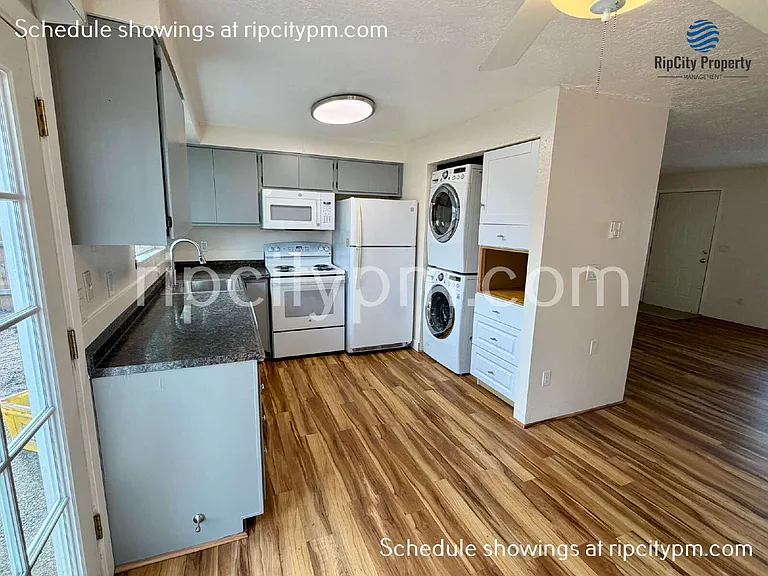 11837 SE Gladstone St — Photo 9