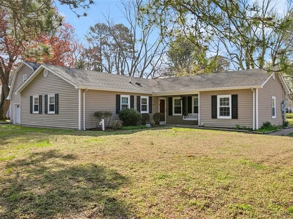 1106 Back Creek Rd, Seaford, VA 23696