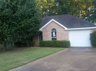 11 Hunter Cv, Byram, MS 39272