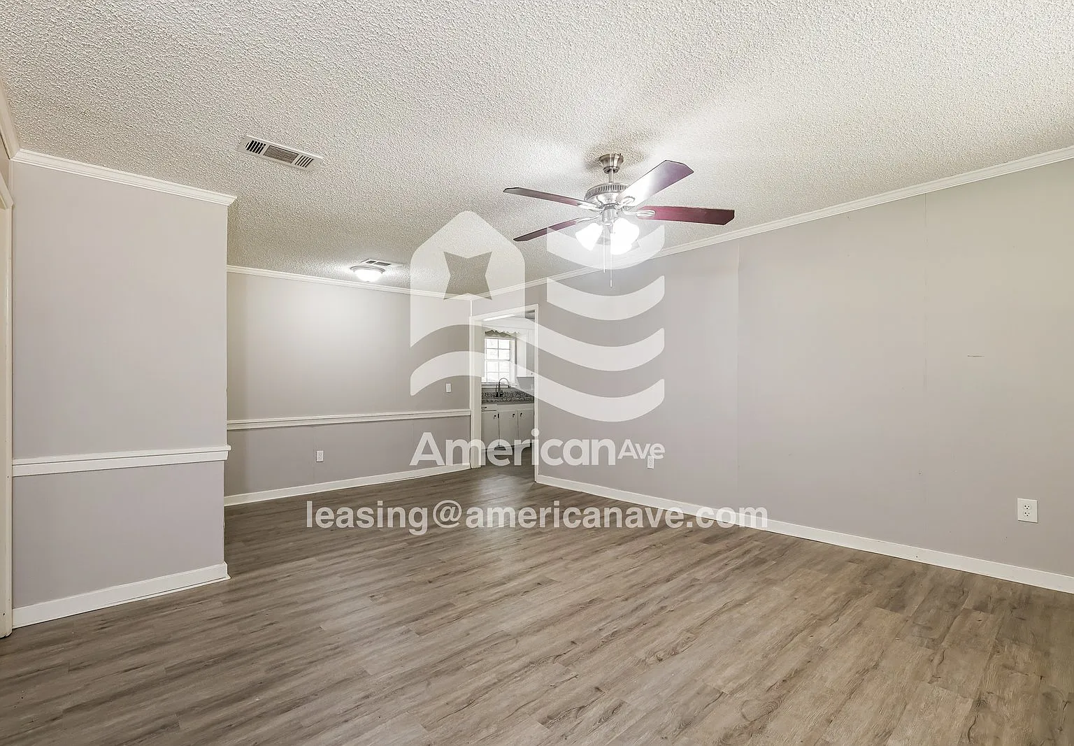 3 bed, 2.0 bath, 1250 sqft, $1,022 — Photo 3